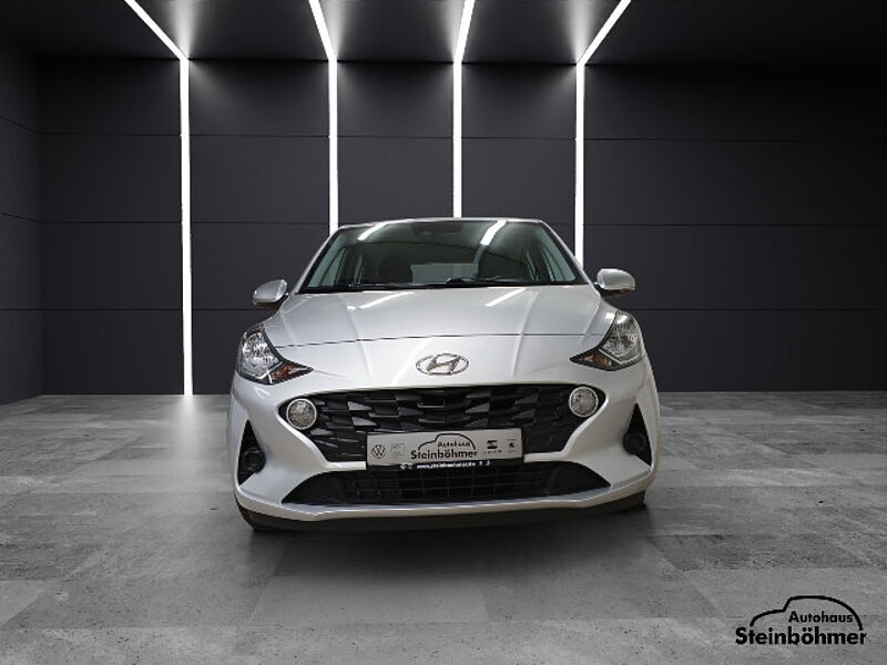 Hyundai i10 1.0 Trend PDC Sitzheizung Klima CarPlay