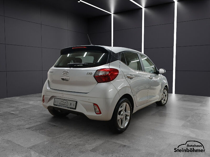 Hyundai i10 1.0 Trend PDC Sitzheizung Klima CarPlay