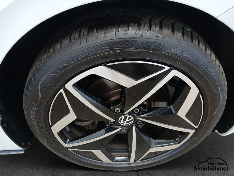 Volkswagen ID.3 First Edition LED Matrix NAV ACC RearView