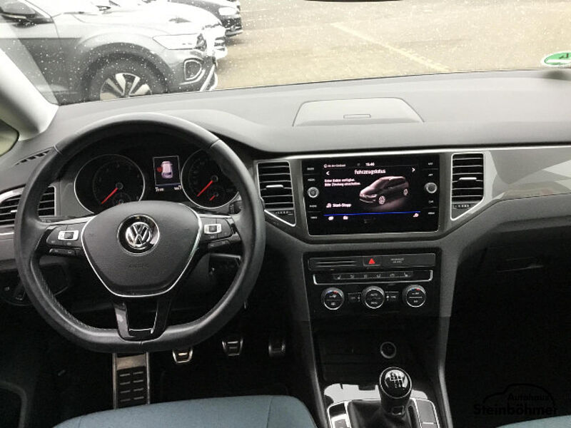 Volkswagen Golf Sportsvan IQ. Drive 1.5TSI NAV ACC SHZ