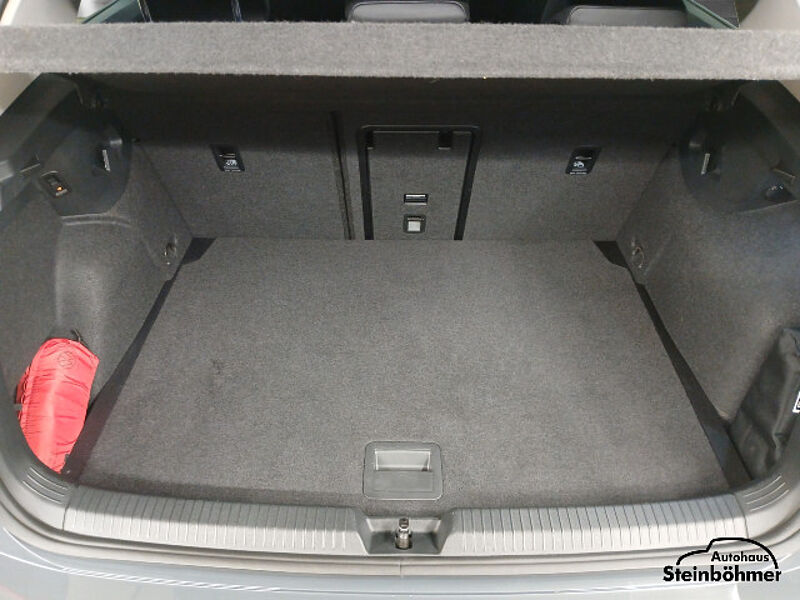 Volkswagen Golf GOAL 2.0 TDI DSG Navi AHK LED Kamera