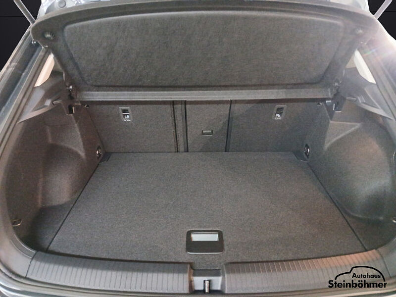 Volkswagen T-Roc Goal 1.0TSI LED AppCon RearView ParkAssist