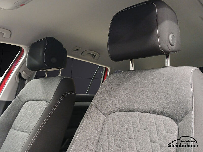 Volkswagen Passat Variant Business 2.0TDI DSG Navi LED SHZ