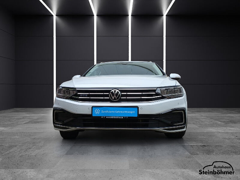 Volkswagen Passat Variant GTE DSG Navi LED Kamera ACC SHZ