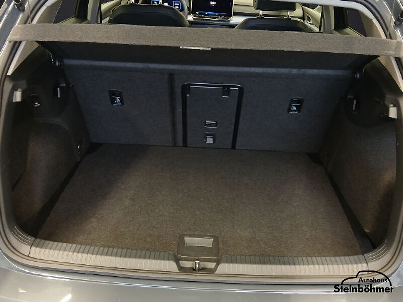 Volkswagen Golf GOAL 1.5TSI LED Plus NAV AHK SHZ SideAssist