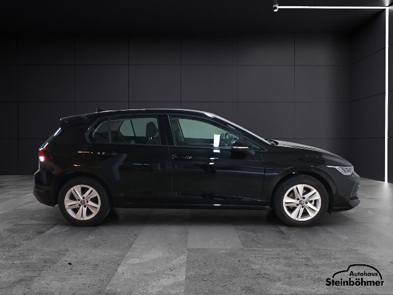 Volkswagen Golf Life 1.5TSI Facelift Navi AHK LED Sitzhzg.