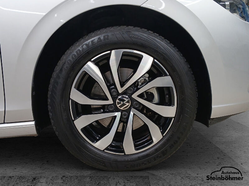 Volkswagen Golf Active 1.5eTSI DSG Navi LED Sitzhzg ACC