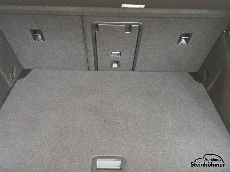 Volkswagen Golf Active 1.5eTSI DSG Navi LED Sitzhzg ACC