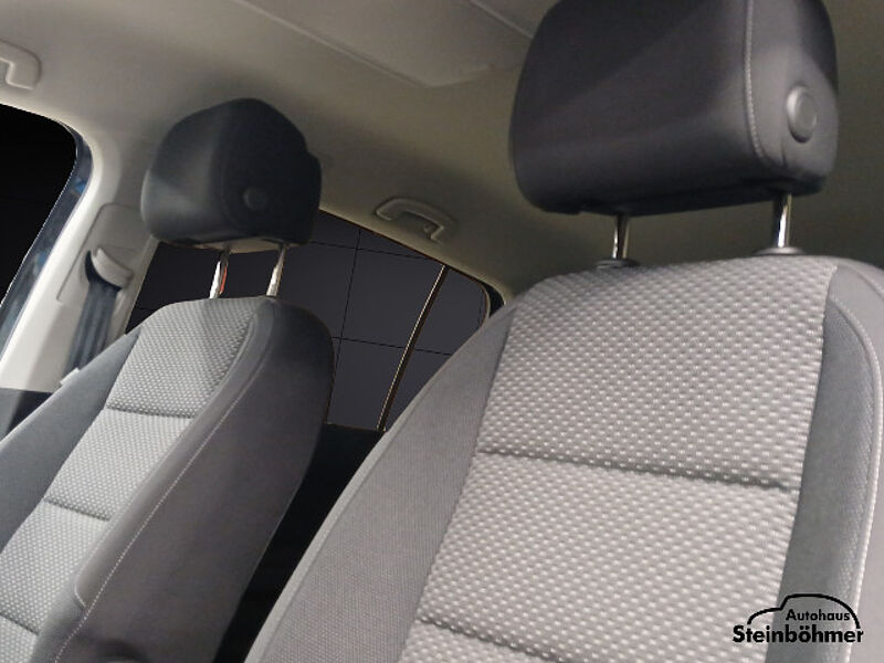 Volkswagen Touran Comfortline 1.5TSI Navi AHK 17 Zoll