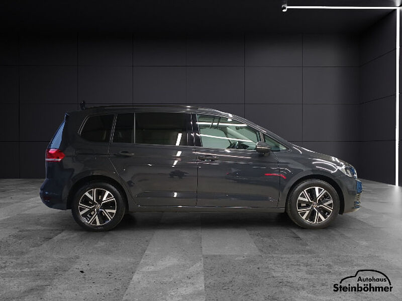 Volkswagen Touran Comfortline 1.5TSI Navi AHK 17 Zoll