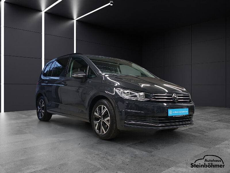 Volkswagen Touran Comfortline 1.5TSI Navi AHK 17 Zoll