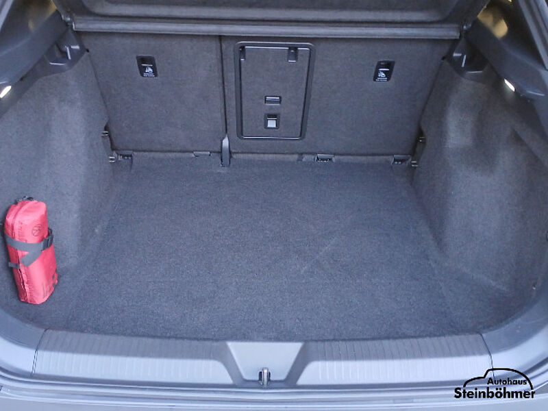 Volkswagen ID.4 Pro Performance AHK Sideassist ACC Navi