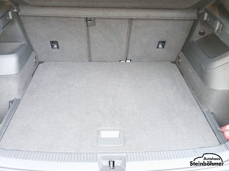 Volkswagen Tiguan GOAL 1.5eTSI Navi AHK SHZ IQLIGHT