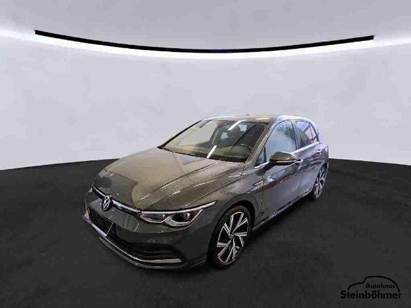 Volkswagen Golf Style 2.0TDI DSG Navi LED 18Zoll Sport ACC