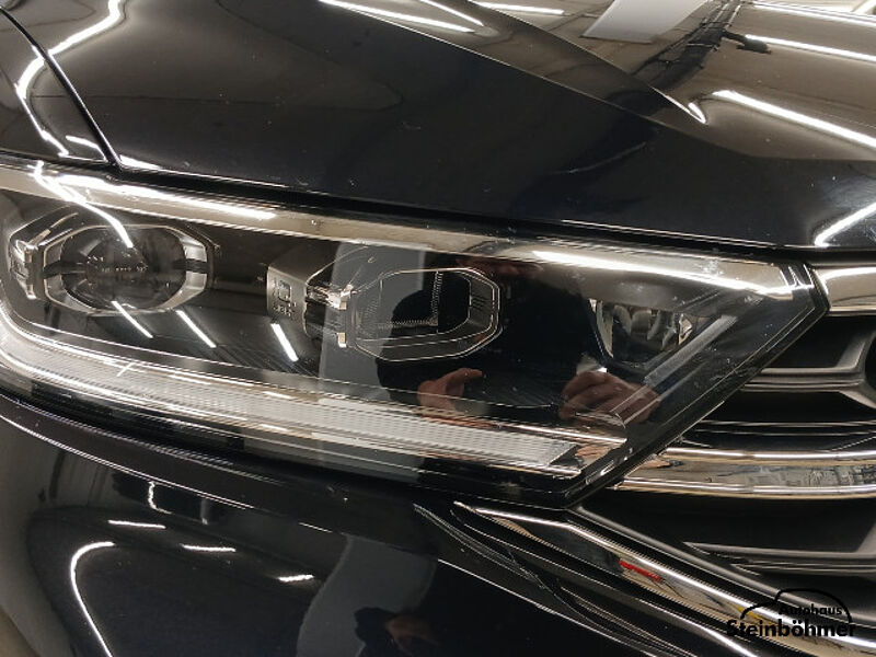 Volkswagen T-Roc R-Line 1.5TSI DSG LED Plus NAV AHK ACC