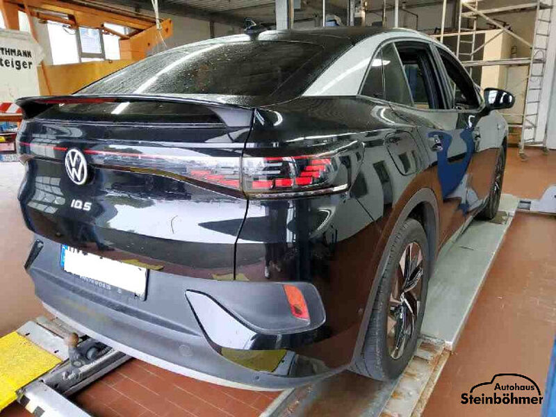 Volkswagen ID.5 Pro Performance 150kW IQ. Light NAV AHK Pano