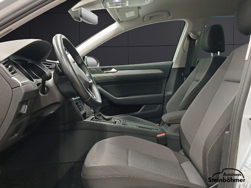 Volkswagen Passat Variant 2.0TDI DSG LED NAV SHZ ACC