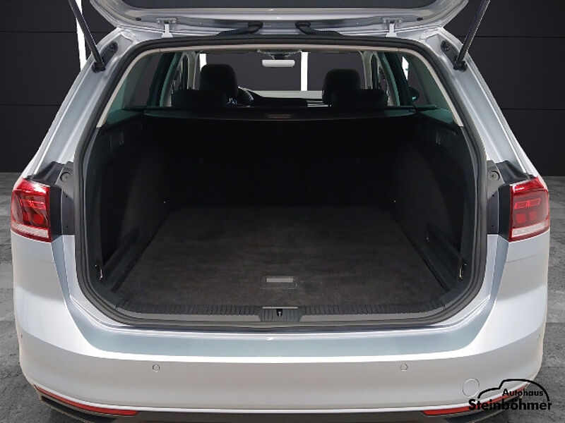 Volkswagen Passat Variant 2.0TDI DSG LED NAV SHZ ACC