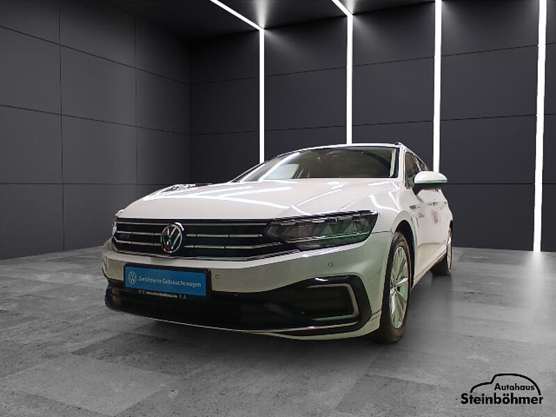 Volkswagen Passat Variant GTE Navi Pano RearView SHZ LED