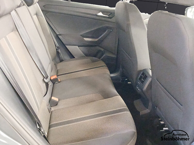 Volkswagen T-Roc Style 2.0TDI DSG Navi AHK Sitzhzg. ACC
