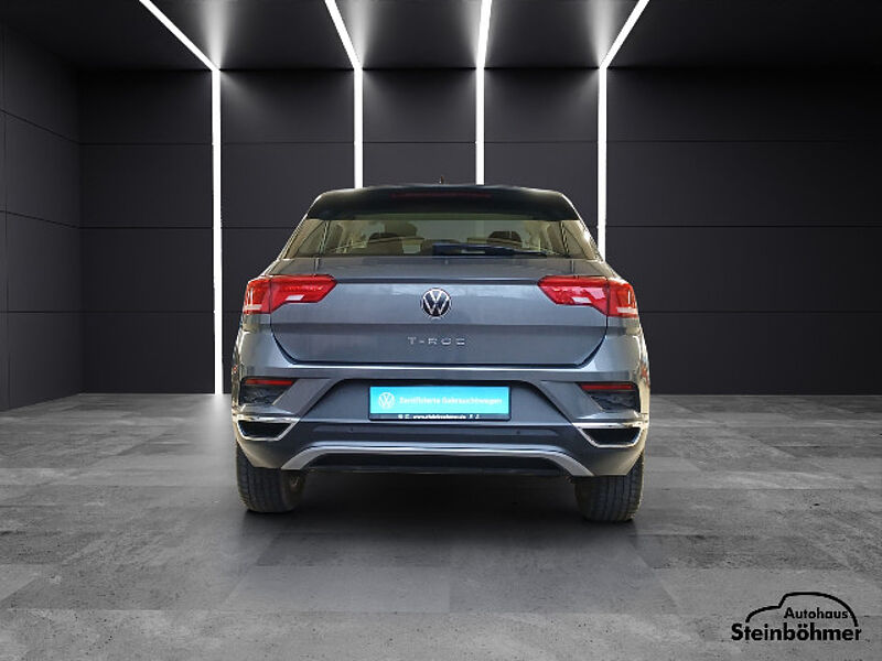 Volkswagen T-Roc Style 2.0TDI DSG Navi AHK Sitzhzg. ACC