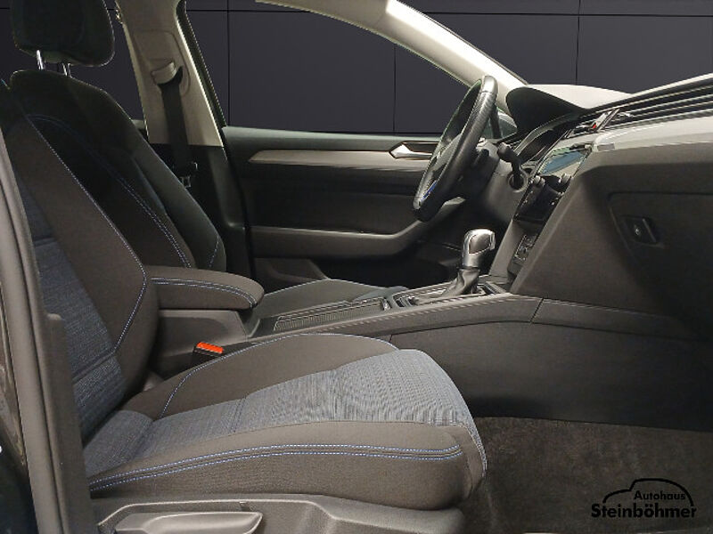 Volkswagen Passat Variant GTE DSG Navi RearView Sitzhzg.