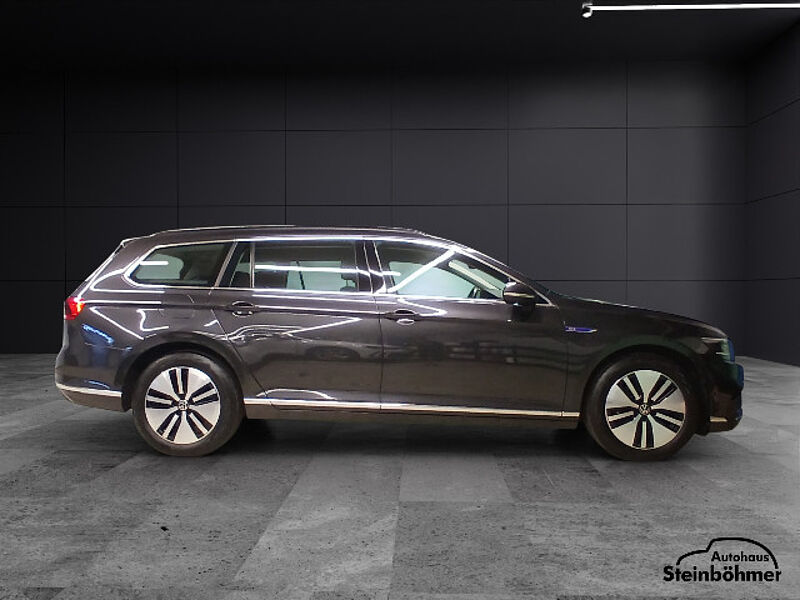 Volkswagen Passat Variant GTE DSG Navi RearView Sitzhzg.