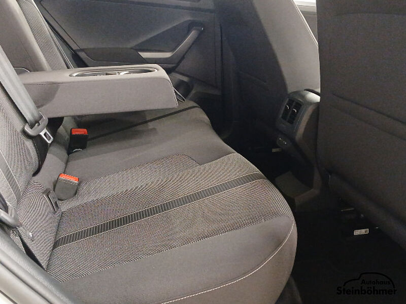 Volkswagen T-Roc Life 1.5TSI DSG Navi AHK LED Sitzhzg.
