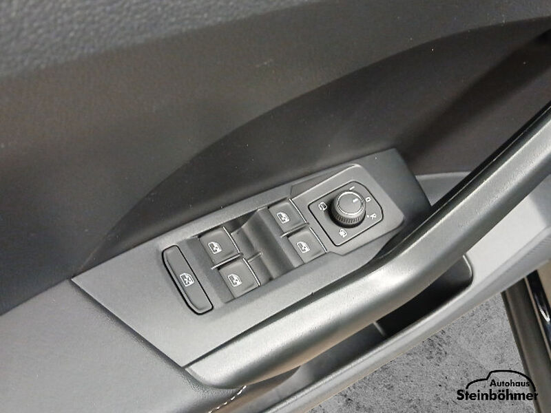 Volkswagen T-Cross GOAL 1.0TSI LED NAV ACC SHZ AppCon