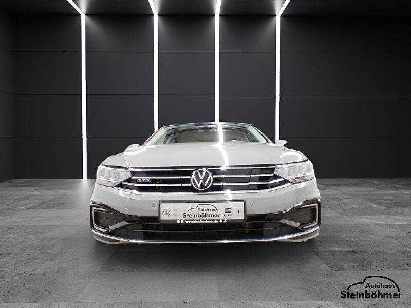 Volkswagen Passat Variant GTE 1.4TSI DSG LED NAV AHK ACC