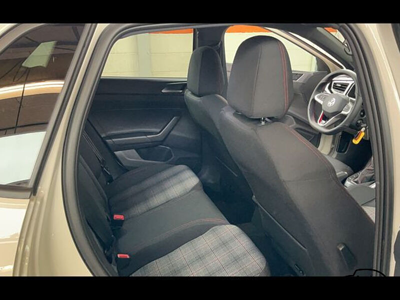 Volkswagen Polo GTI 2.0TSI DSG IQ. Light AppCon ACC SHZ