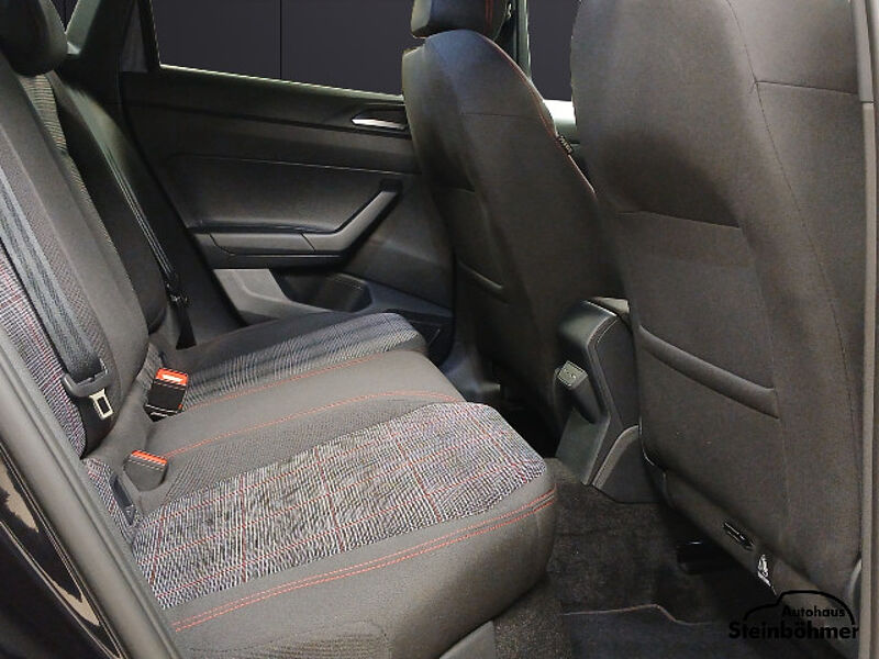 Volkswagen Polo GTI 2.0TSI DSG LED IQDrive Acc Sitzhzg.