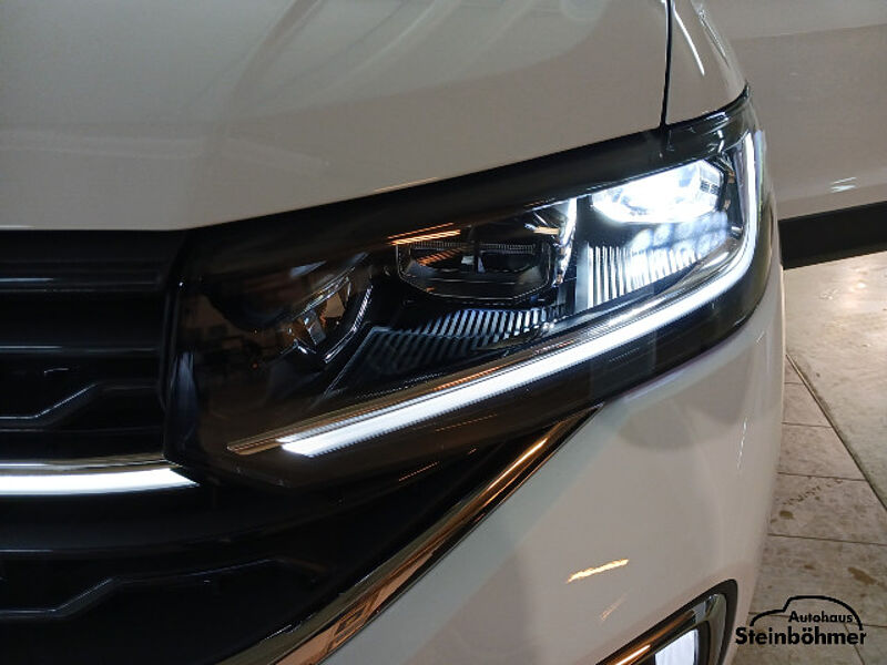 Volkswagen T-Cross Style 1.0TSI AHK Navi IQLight RearView