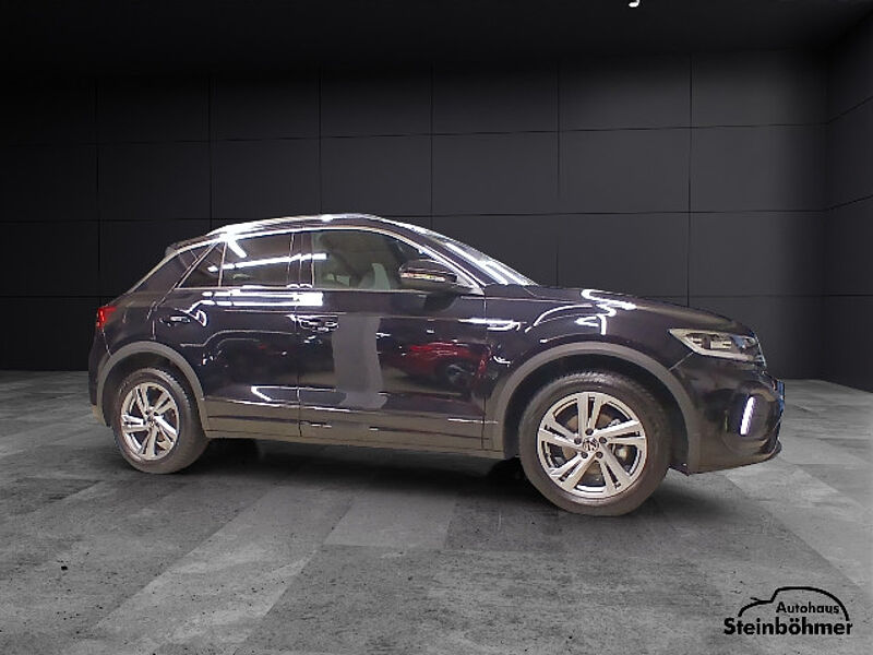 Volkswagen T-Roc R-Line 1.5TSI DSG Navi LED AHK RearView