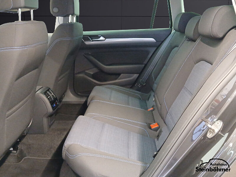 Volkswagen Passat Variant GTE 1.4TSI DSG LED NAV Pro AHK
