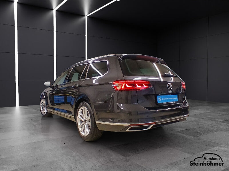 Volkswagen Passat Variant GTE AHK Matrix-LED Leder 18Zoll
