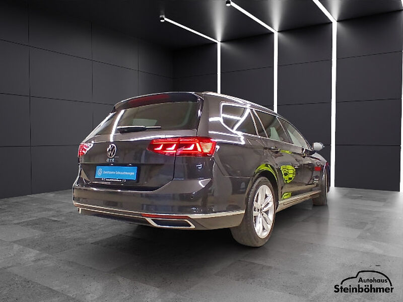 Volkswagen Passat Variant GTE AHK Matrix-LED Leder 18Zoll