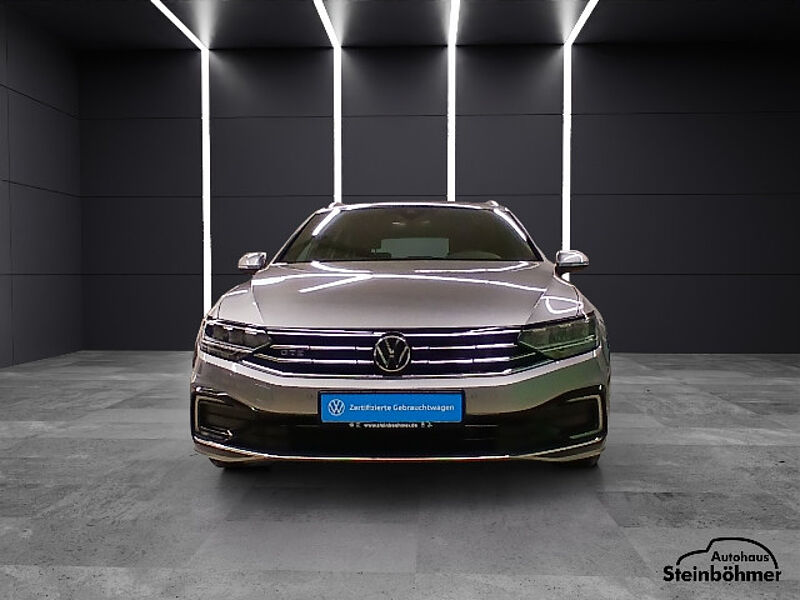 Volkswagen Passat Variant GTE Navi LED RearView