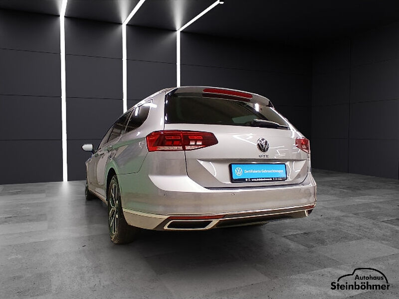 Volkswagen Passat Variant GTE Navi LED RearView