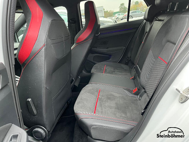 Volkswagen Golf GTI Clubsport PANO Matrix-LED H&K RearView