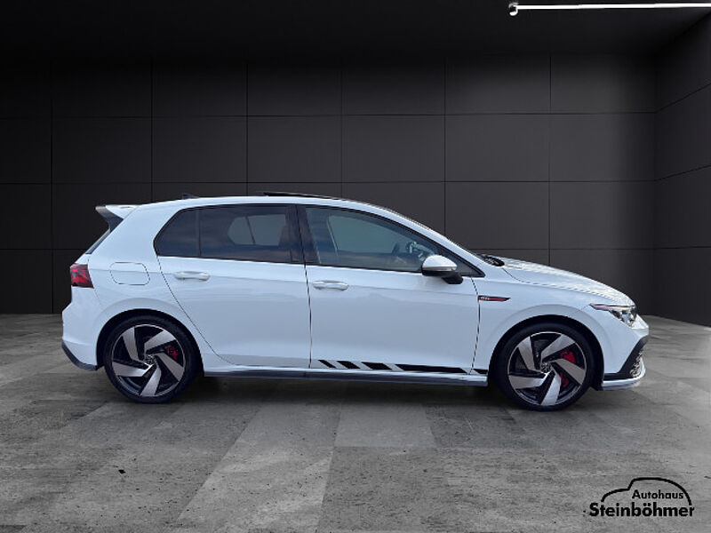 Volkswagen Golf GTI Clubsport PANO Matrix-LED H&K RearView