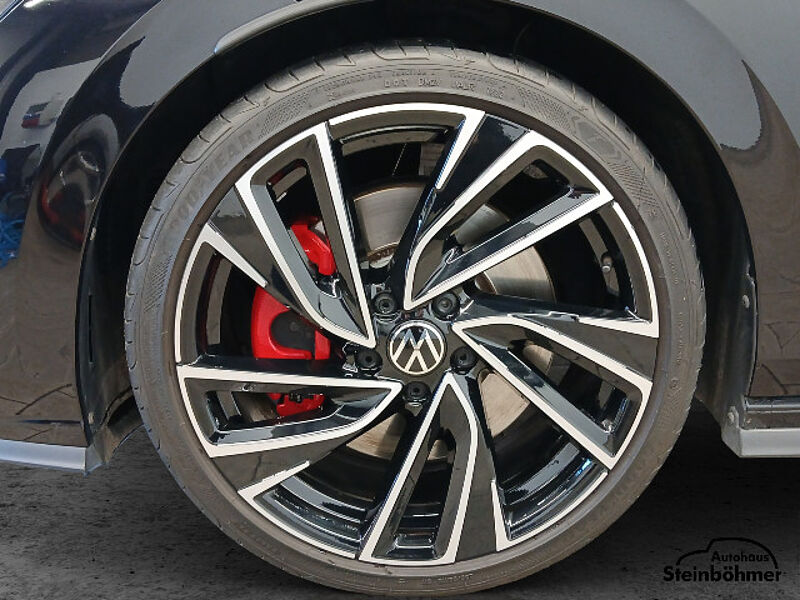 Volkswagen Golf GTI 2.0TSI DSG LED Plus NAV Pano ACC