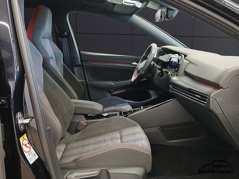 Volkswagen Golf GTI 2.0TSI DSG LED Plus NAV Pano ACC