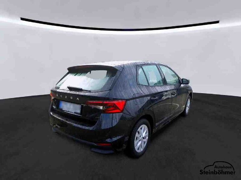 SKODA Fabia Active 1.0MPI LED Bluetooth 15 Rotare