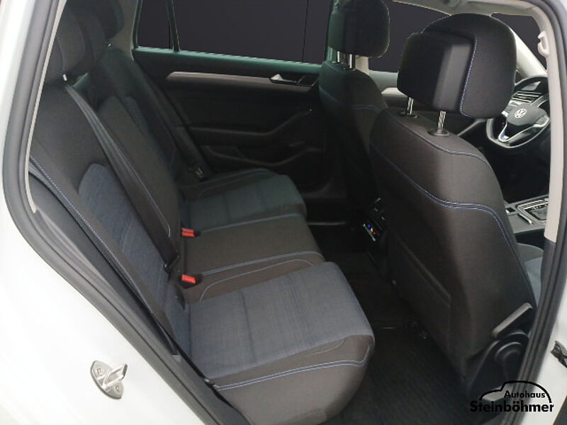 Volkswagen Passat Variant GTE Navi LED AHK Standhzg