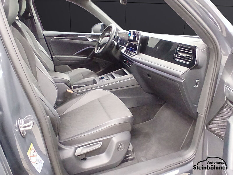 Volkswagen Tiguan Goal 1.5eTSI IQ. Light NAV AHK AreaView