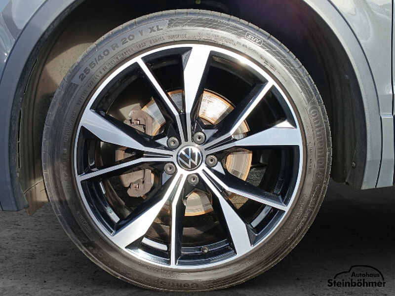 Volkswagen Tiguan R-Line 4M 2.0TDI DSG Navi Matrix-LED AHK