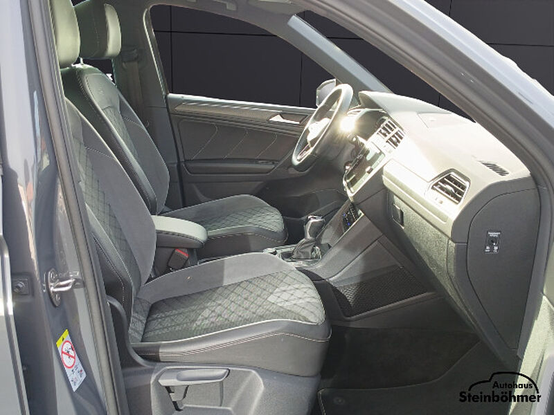 Volkswagen Tiguan R-Line 4M 2.0TDI DSG Navi Matrix-LED AHK
