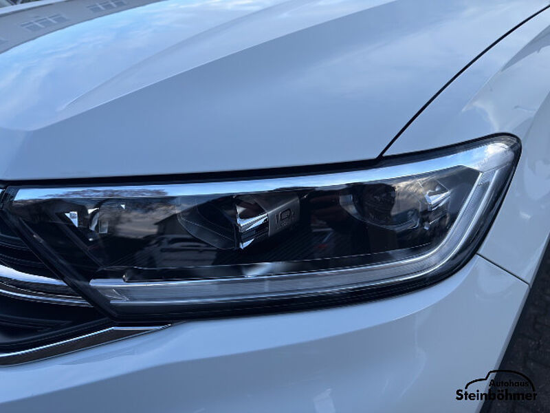 Volkswagen T-ROC Style 1.5TSI DSG Navi LED AHK ACC Sitzhzg.