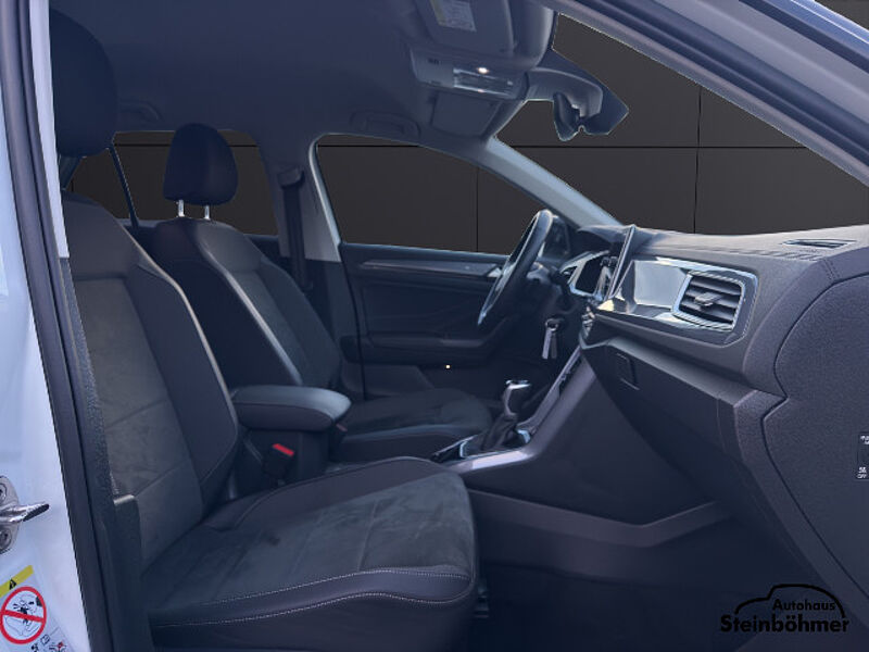 Volkswagen T-ROC Style 1.5TSI DSG Navi LED AHK ACC Sitzhzg.